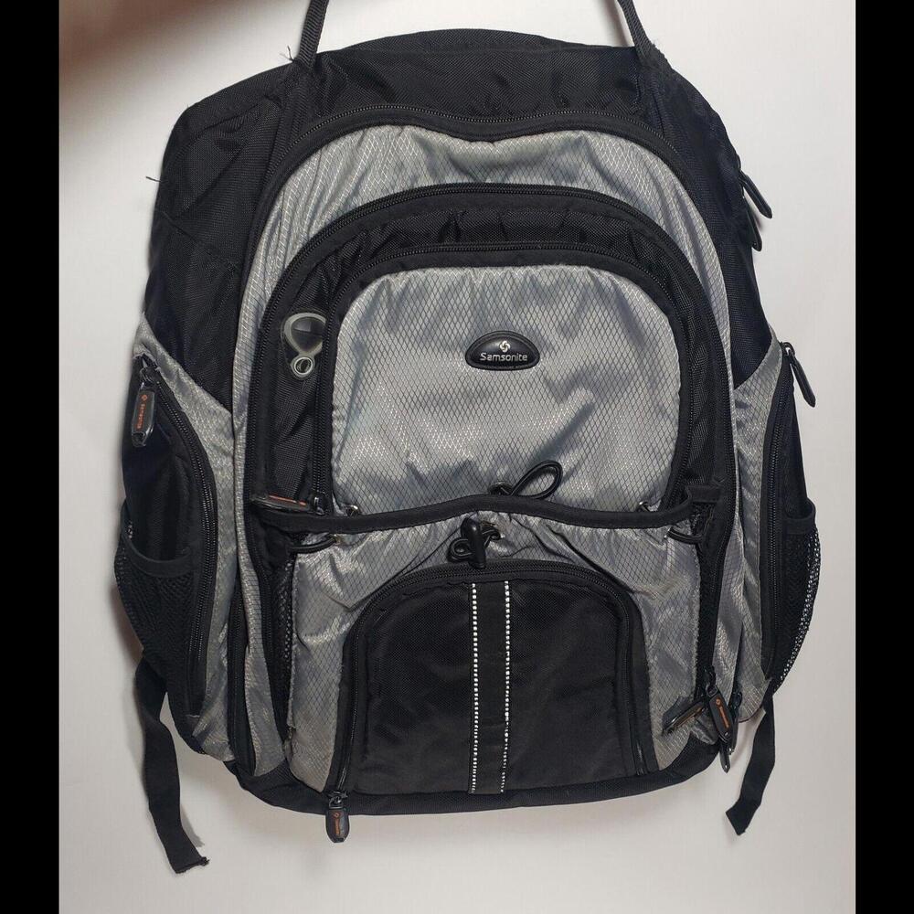 Unisex‎ Samsonite Black Gray 17" Sport Backpack 2 Strap 10 Zip Around Pockets